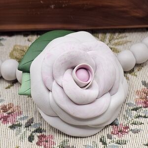 Vtg Handmade Signed Cottagecore Clay Rose Necklace & Earrings Set 27"